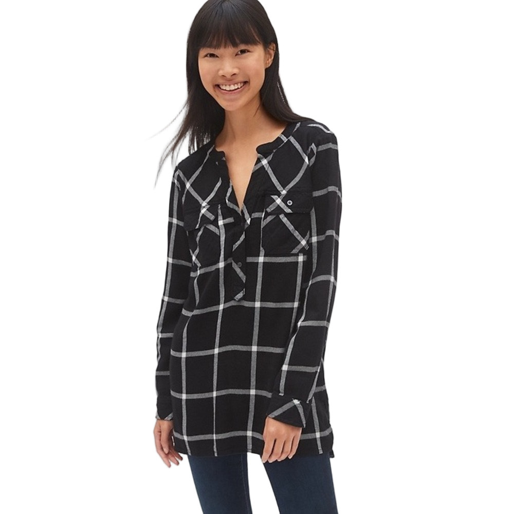 GAP Black and White Plaid Long Sleeve Flannel Henley Tunic Size M